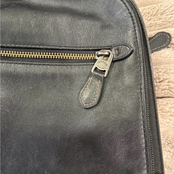 Coach Graham sling Backpack - Picture 2 of 7